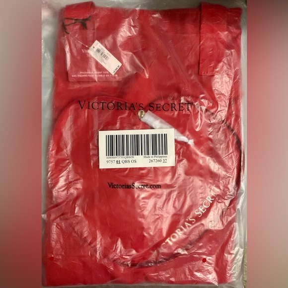 VICTORIA'S SECRETV-Day Packable Tote - Picture 4 of 4